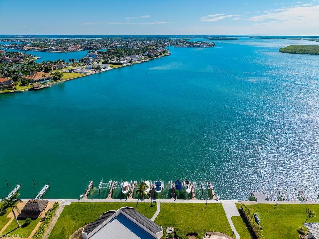 961 Collier Ct 209, Marco Island, FL 34145-30