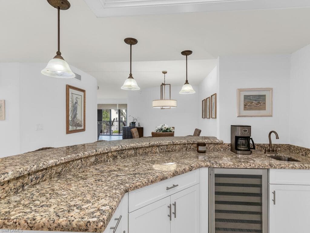 961 Collier Ct 209, Marco Island, FL 34145-6