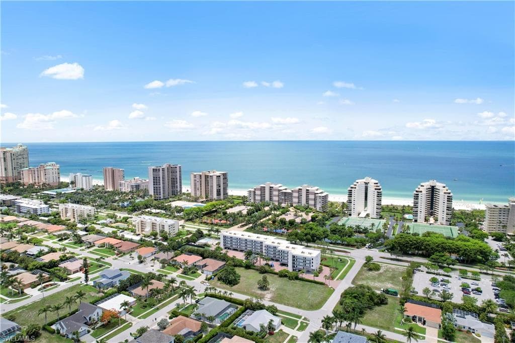 744 Seagrape Dr, Marco Island, FL 34145-4