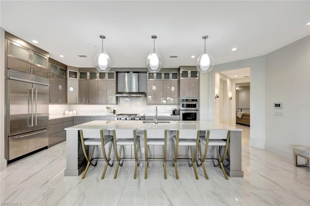 16350 Corsica Way 202, Naples, FL 34110-8