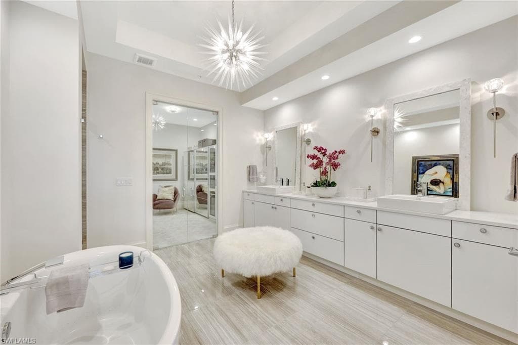 16350 Corsica Way 202, Naples, FL 34110-18