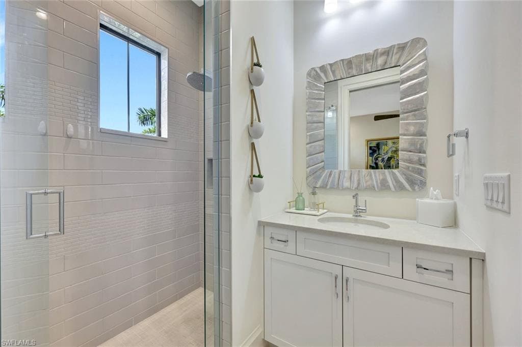 16350 Corsica Way 202, Naples, FL 34110-24