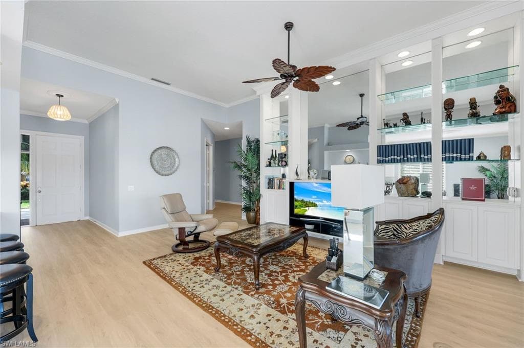 4364 Montalvo Ct, Naples, FL 34109-13