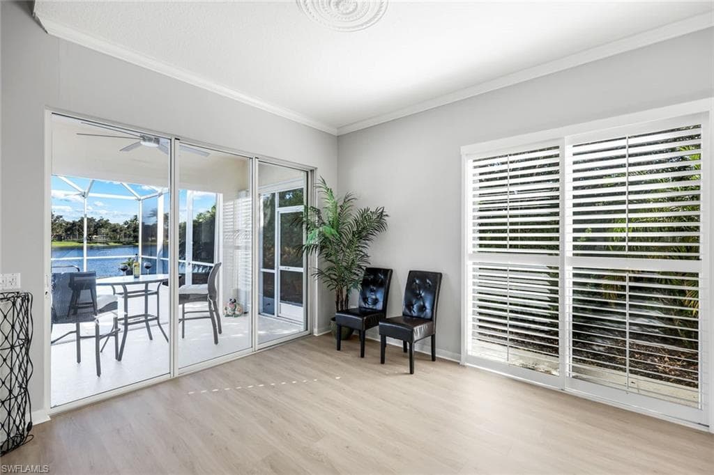 4364 Montalvo Ct, Naples, FL 34109-19