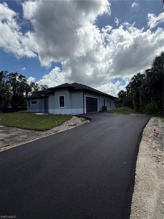 2863 52nd Ave NE, Naples, FL 34120-4