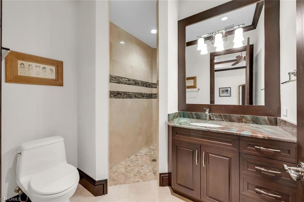 11507 Peregrine Ct, Naples, FL 34120-20