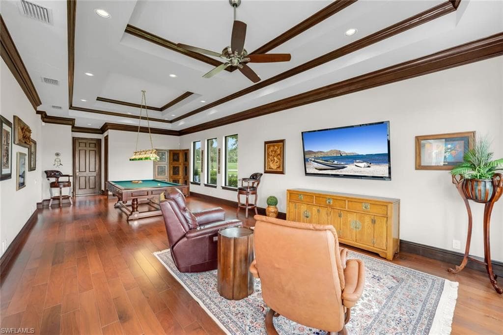 11507 Peregrine Ct, Naples, FL 34120-30