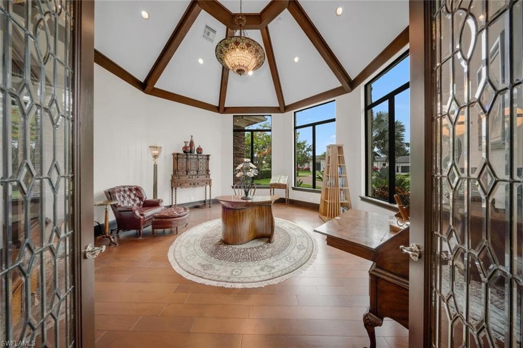 11507 Peregrine Ct, Naples, FL 34120-5