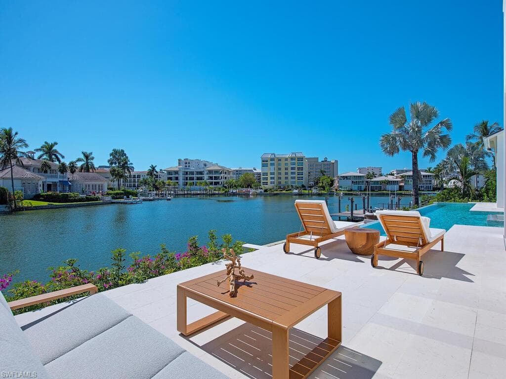 306 Spring Line Dr, Naples, FL 34102-13