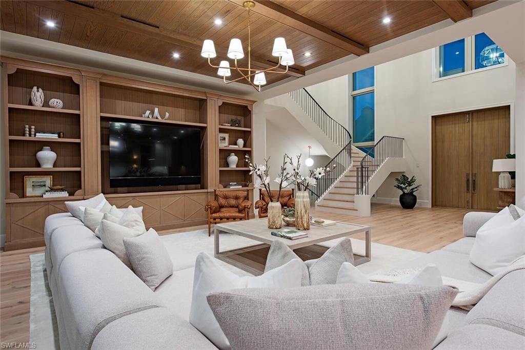 306 Spring Line Dr, Naples, FL 34102-20