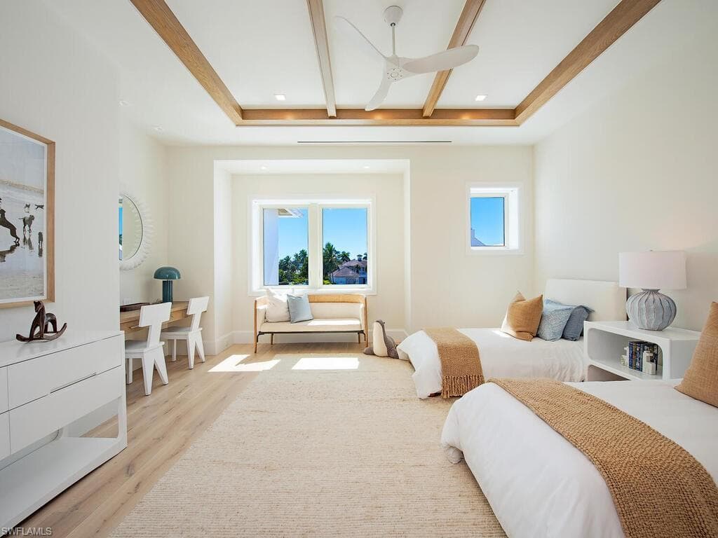 306 Spring Line Dr, Naples, FL 34102-36