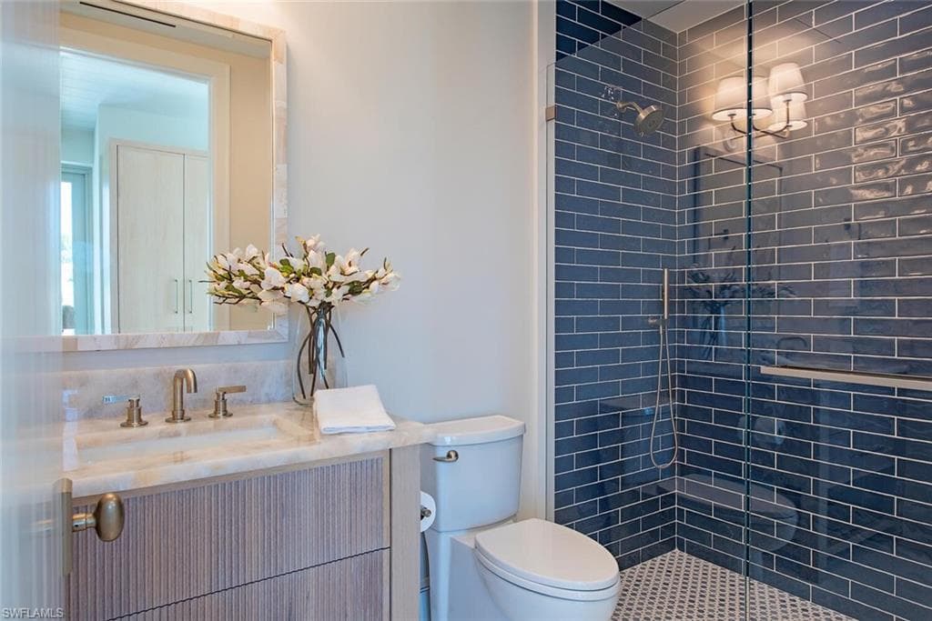 306 Spring Line Dr, Naples, FL 34102-43