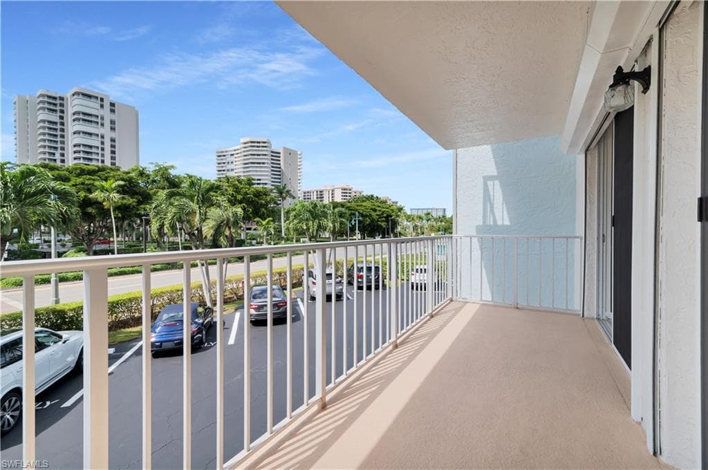 291 Collier Blvd 206, Marco Island, FL 34145-20