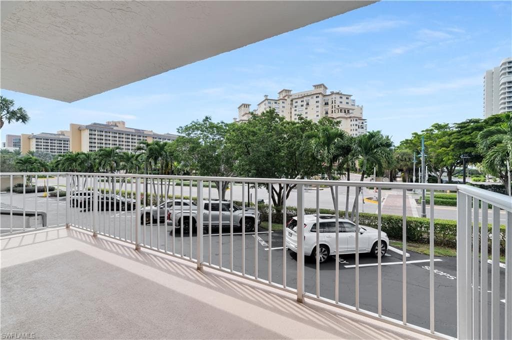 291 Collier Blvd 206, Marco Island, FL 34145-21