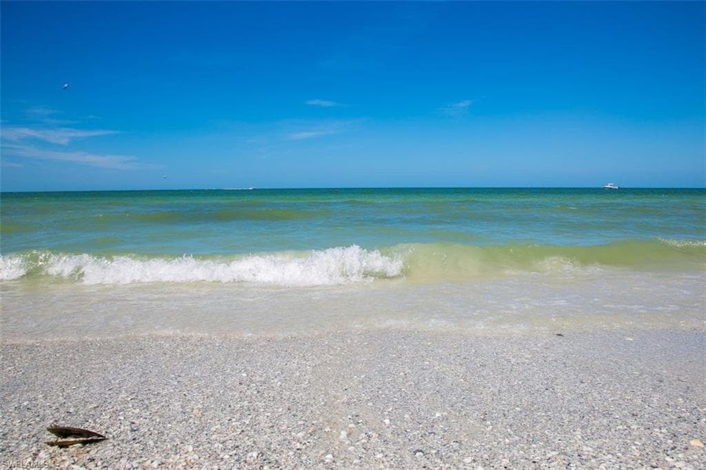 291 Collier Blvd 206, Marco Island, FL 34145-4