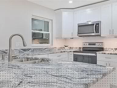 4135 Yarmouth Ct, North Fort Myers, FL 33903-21