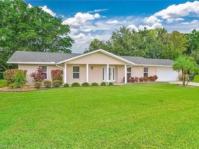 4135 Yarmouth Ct, North Fort Myers, FL 33903-4