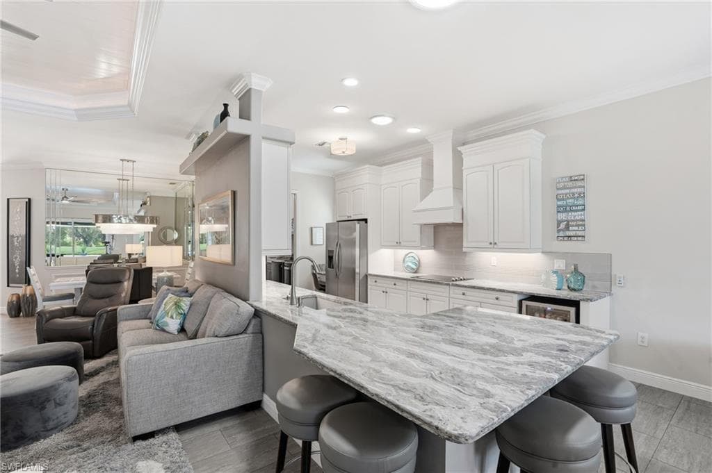 3535 Grand Cypress Dr, Naples, FL 34119-12