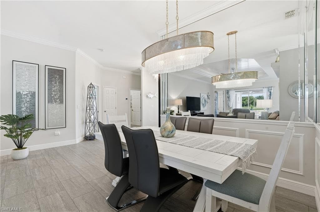 3535 Grand Cypress Dr, Naples, FL 34119-18