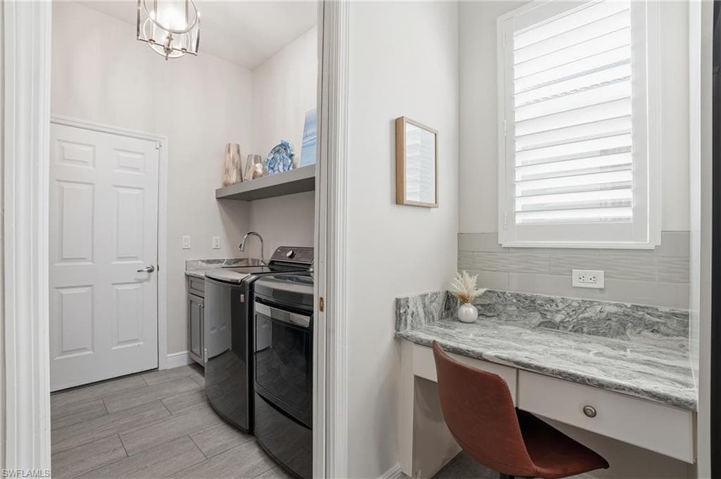 3535 Grand Cypress Dr, Naples, FL 34119-28