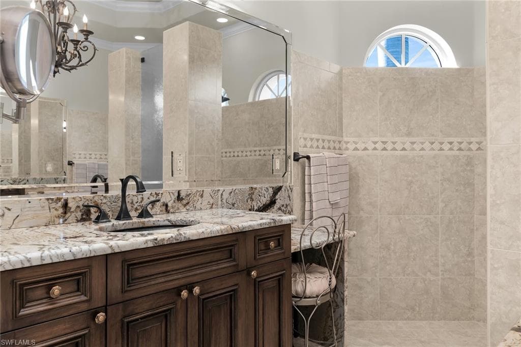 287 Rockhill Ct, Marco Island, FL 34145-27