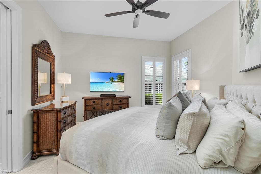 287 Rockhill Ct, Marco Island, FL 34145-30