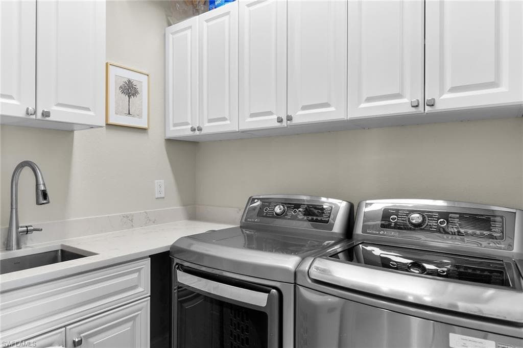 287 Rockhill Ct, Marco Island, FL 34145-36