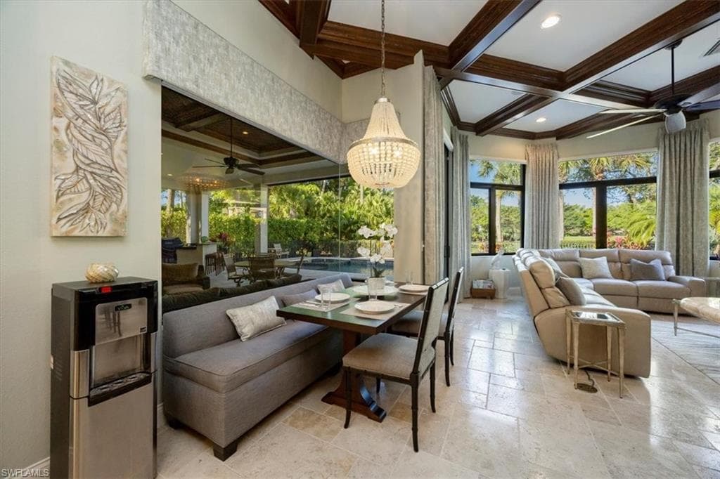 8556 Majorca Ln, Naples, FL 34114-9