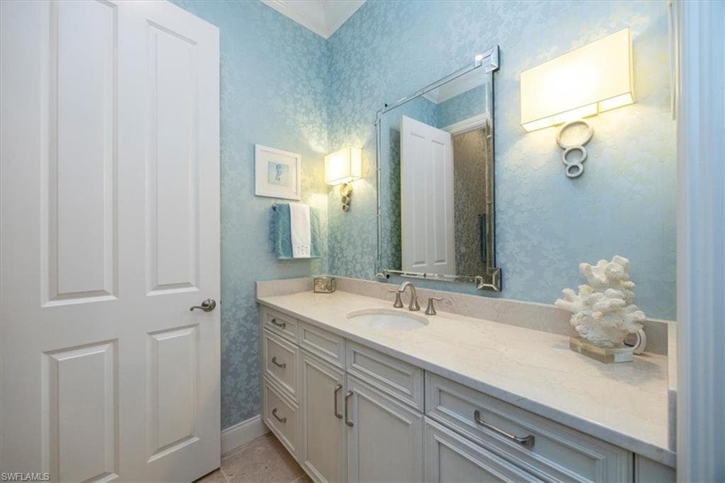 8556 Majorca Ln, Naples, FL 34114-18