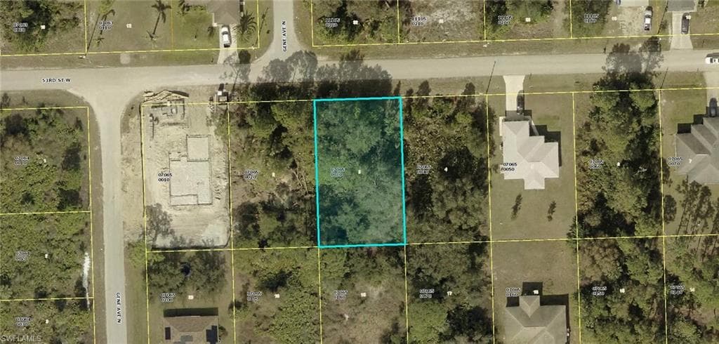 2621 53rd St W, Lehigh Acres, FL 33971-1