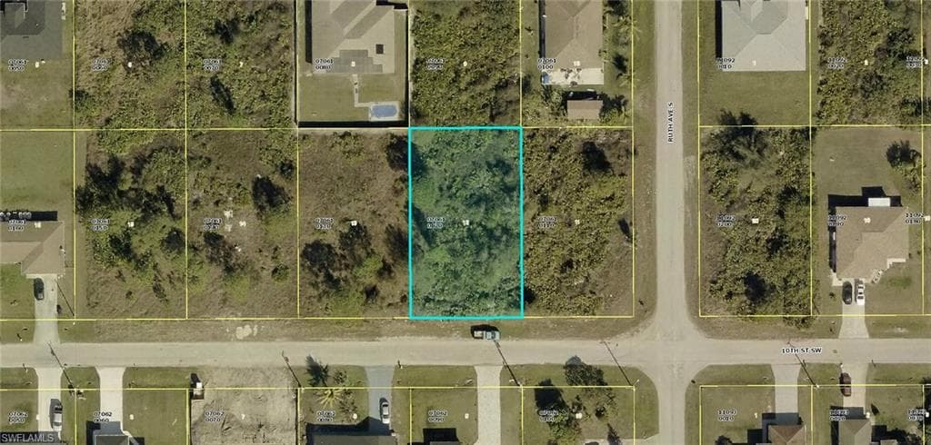 3302 10th St SW, Lehigh Acres, FL 33976-1