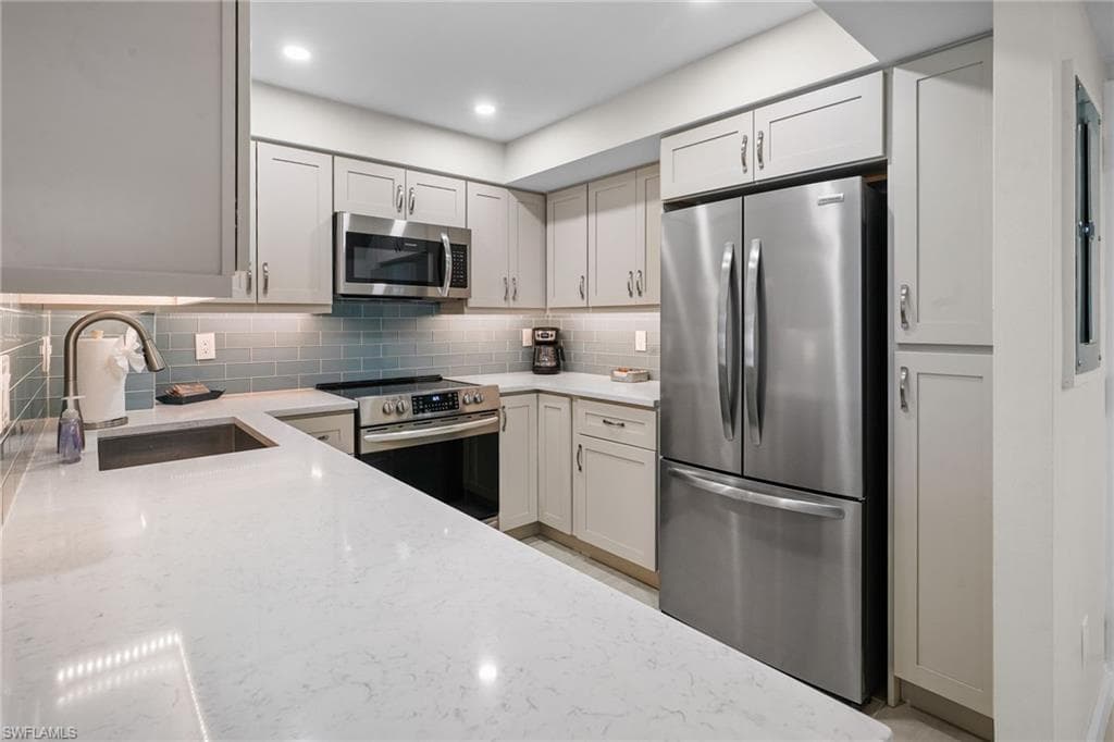 380 Seaview Ct 1107, Marco Island, FL 34145-15