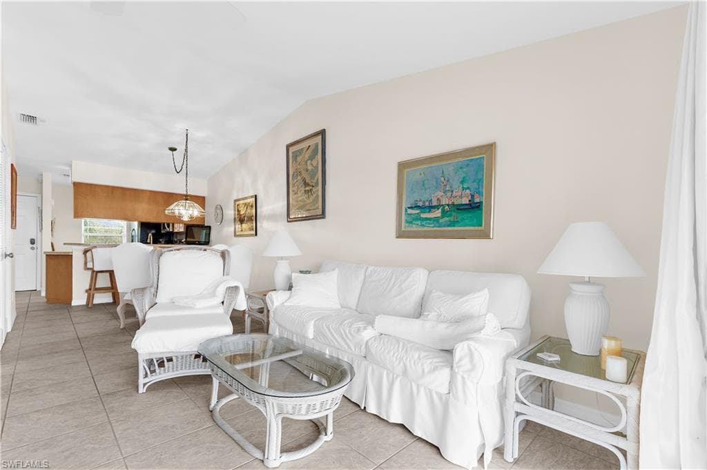 1295 Mainsail Dr 912, Naples, FL 34114-10