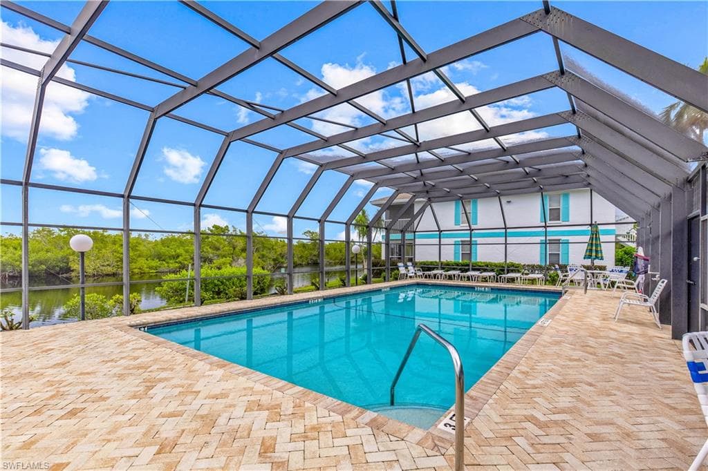 1295 Mainsail Dr 912, Naples, FL 34114-35