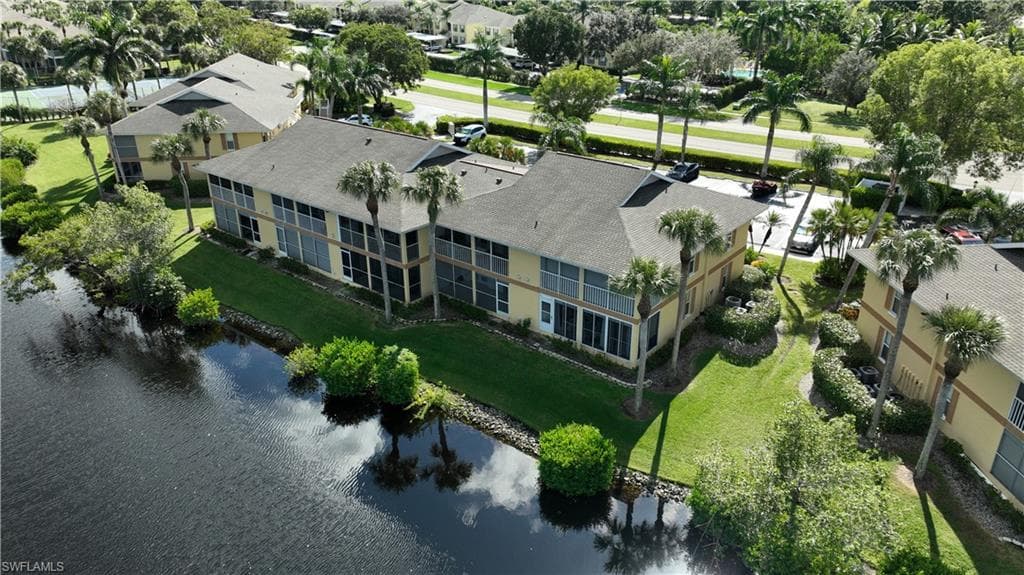 1295 Mainsail Dr 912, Naples, FL 34114-38