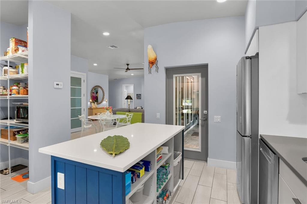 111 Bahama Ave, Marco Island, FL 34145-9