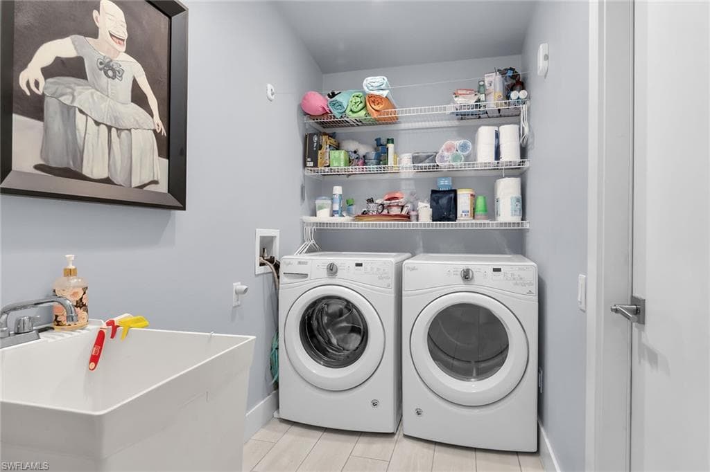 111 Bahama Ave, Marco Island, FL 34145-22