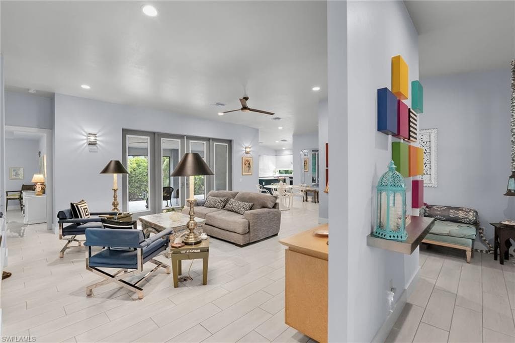 111 Bahama Ave, Marco Island, FL 34145-2