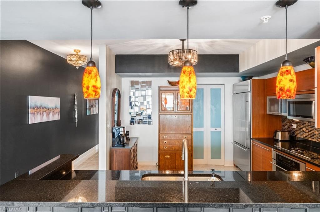 3000 Oasis Grand Blvd 901, Fort Myers, FL 33916-11