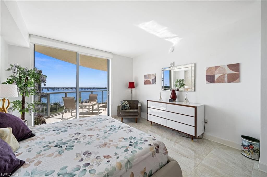 3000 Oasis Grand Blvd 901, Fort Myers, FL 33916-20