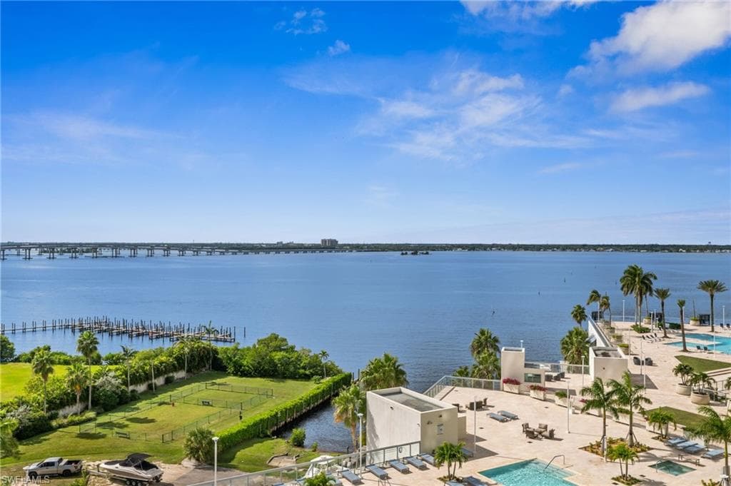 3000 Oasis Grand Blvd 901, Fort Myers, FL 33916-23