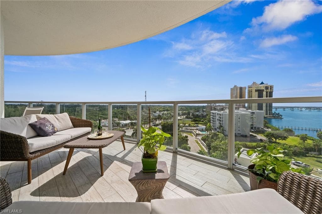 3000 Oasis Grand Blvd 901, Fort Myers, FL 33916-24