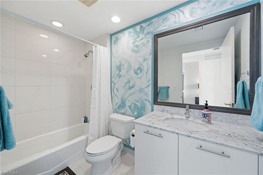 3000 Oasis Grand Blvd 901, Fort Myers, FL 33916-38