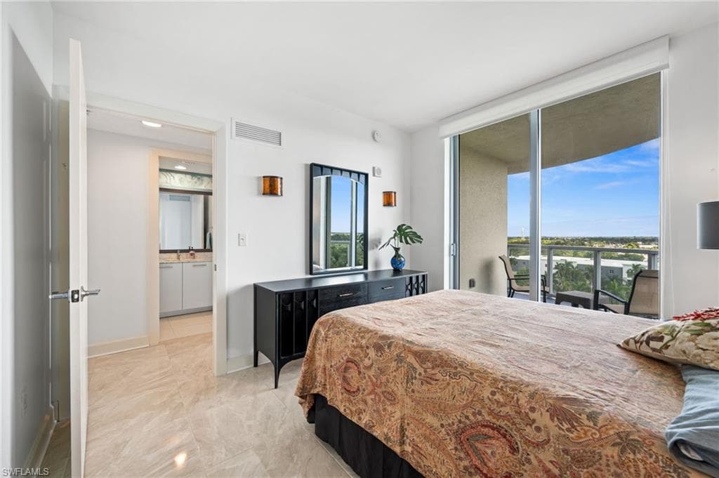 3000 Oasis Grand Blvd 901, Fort Myers, FL 33916-42