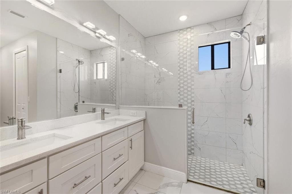 3362 56th Ave NE, Naples, FL 34120-18