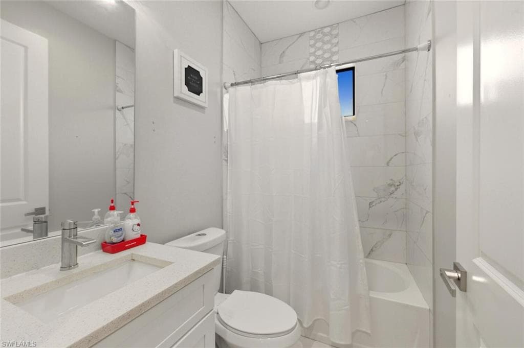 3362 56th Ave NE, Naples, FL 34120-20