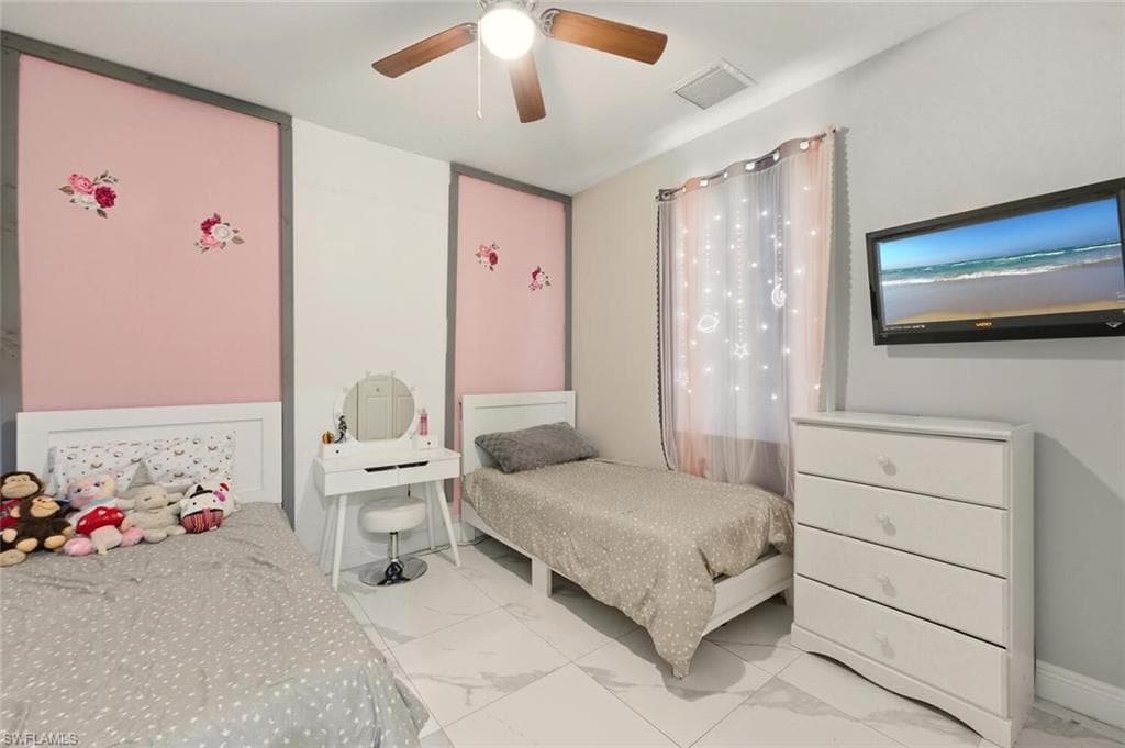 3362 56th Ave NE, Naples, FL 34120-21