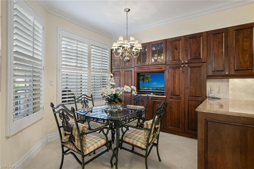 6830 San Marino Dr 711a, Naples, FL 34108-5