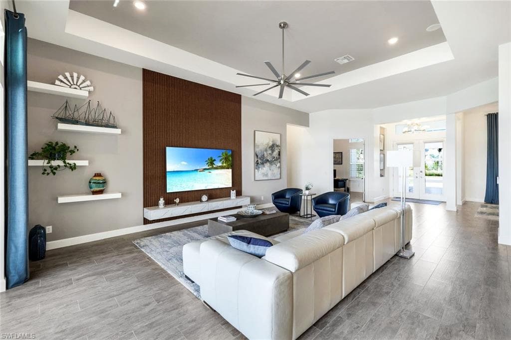 11401 Venetian Lagoon Dr, Fort Myers, FL 33913-5