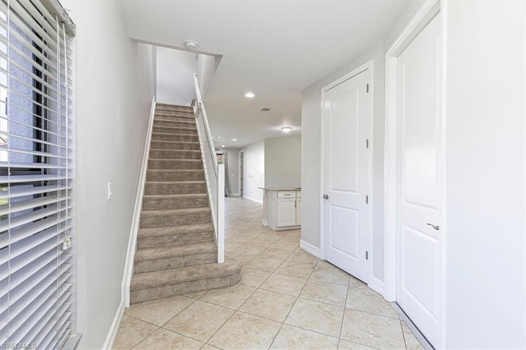 7738 Bristol Cir, Naples, FL 34120-4